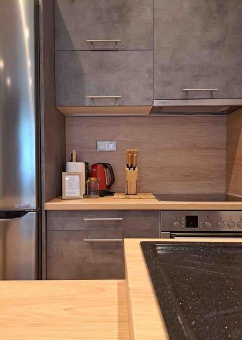 Royal Blue Grand No 4 Port Apartment Piraeus