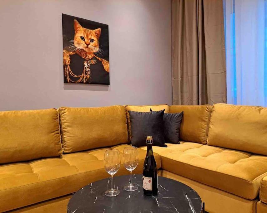 Apartment Royal Blue Grand No 4 Port *